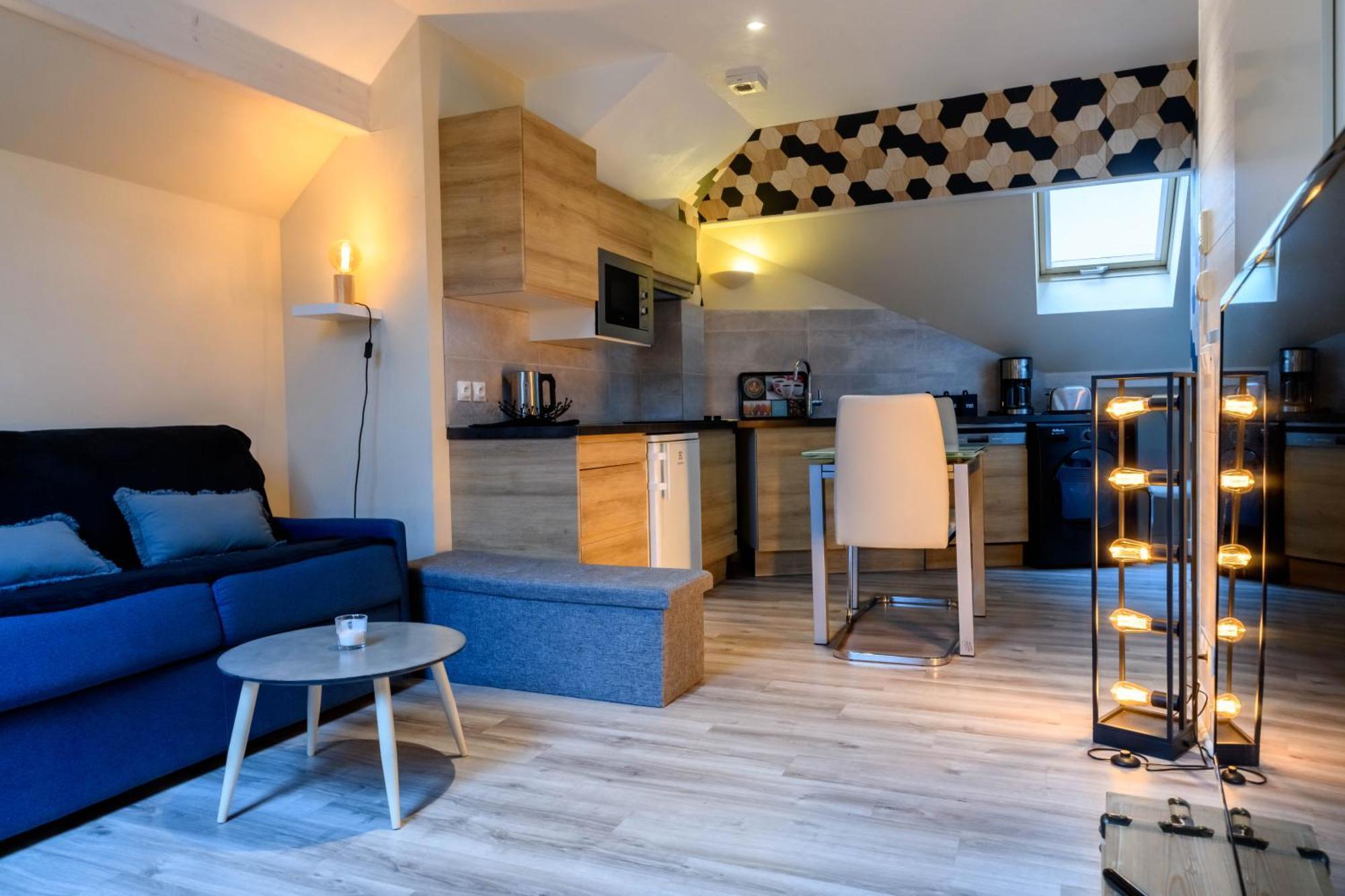 Au Bord Du Lac D'Annecy, Logement Type Loft, Dans Residence Avec Plage Et Ponton Privee Duingt Exteriör bild