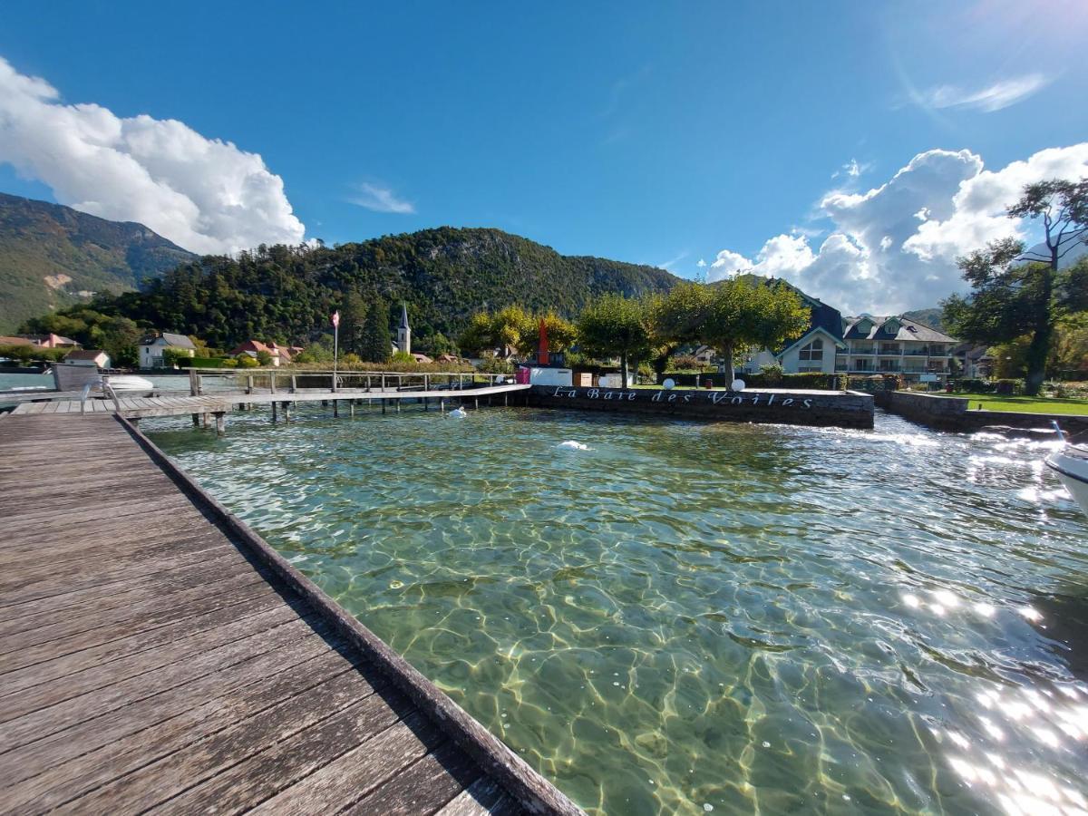 Au Bord Du Lac D'Annecy, Logement Type Loft, Dans Residence Avec Plage Et Ponton Privee Duingt Exteriör bild